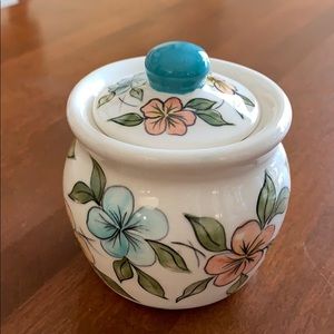 Coffee sugar container